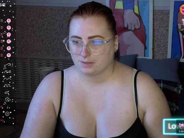 Aliciaredluv webcam