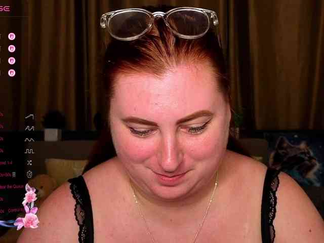 Aliciaredluv webcam
