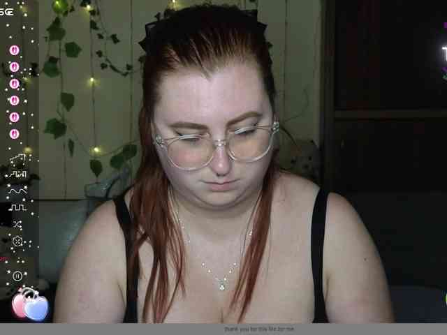 Aliciaredluv webcam