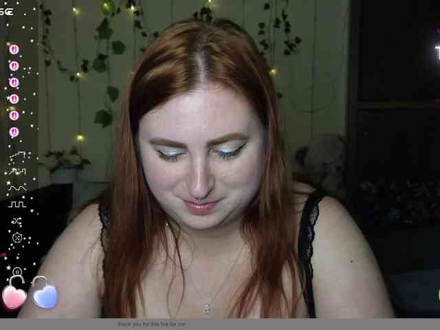 Aliciaredluv webcam