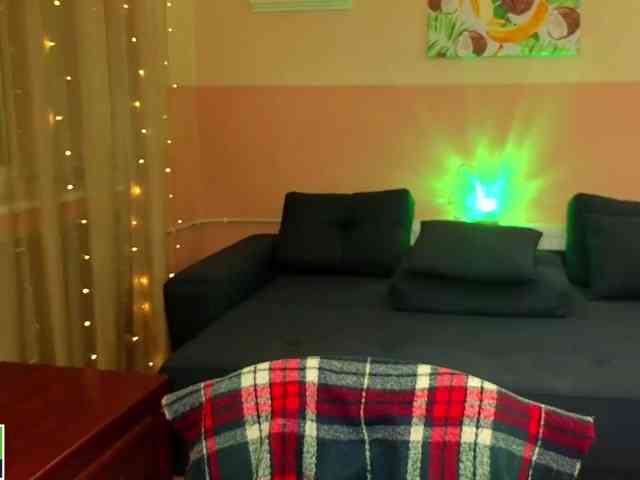 Aliciaredluv webcam