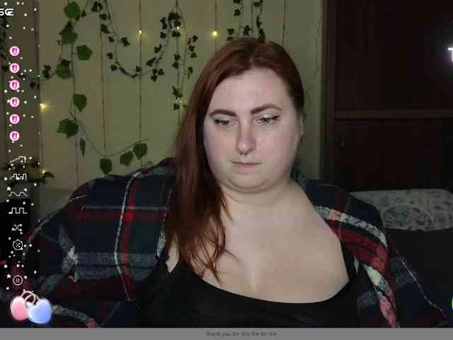 Aliciaredluv webcam