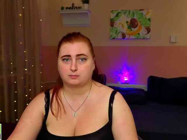 Aliciaredluv webcam