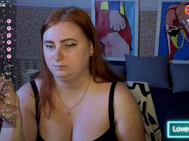 Aliciaredluv webcam