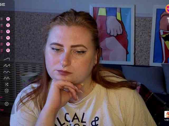 Aliciaredluv webcam