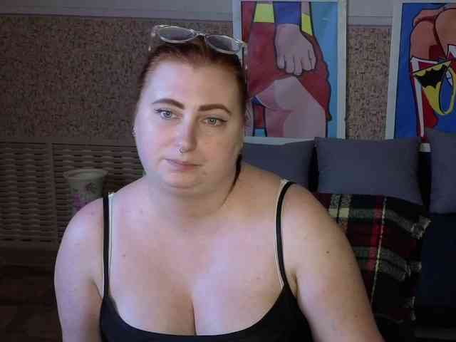Aliciaredluv webcam