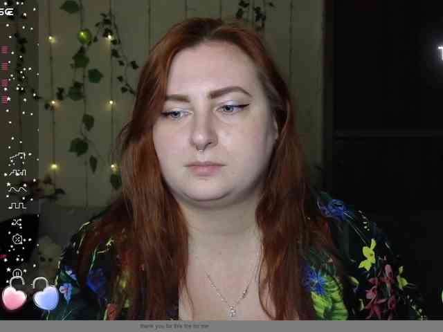 Aliciaredluv webcam