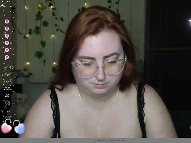 Aliciaredluv webcam