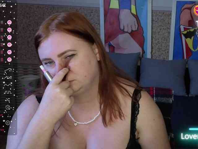 Aliciaredluv webcam