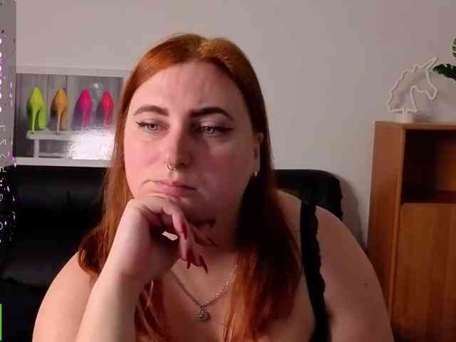 Aliciaredluv webcam