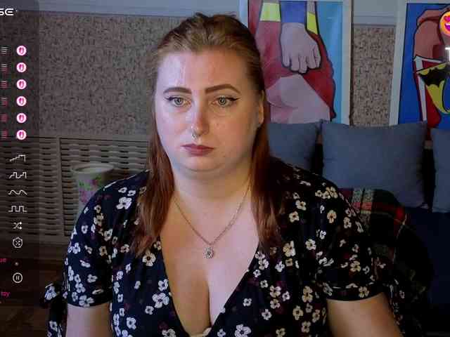 Aliciaredluv webcam