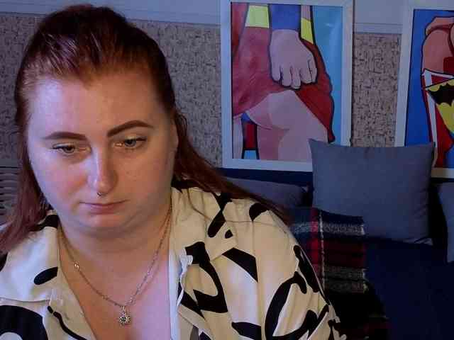 Aliciaredluv webcam