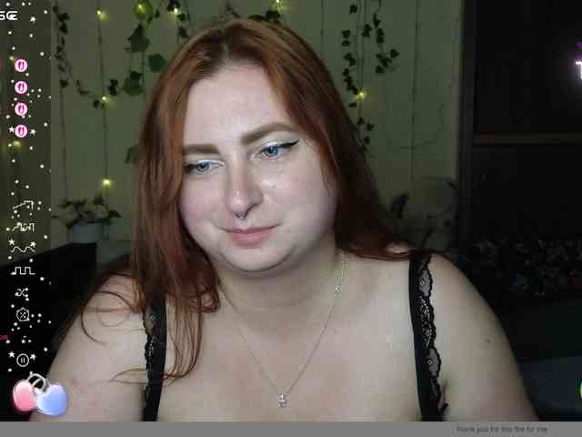 Aliciaredluv webcam
