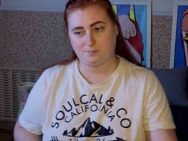 Aliciaredluv webcam