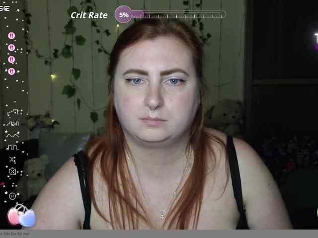Aliciaredluv webcam
