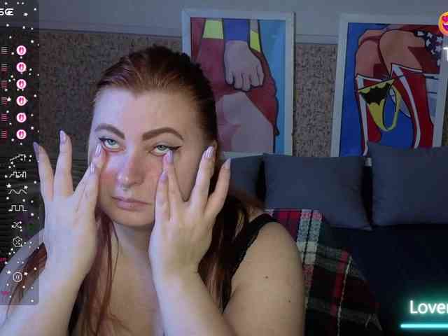 Aliciaredluv webcam
