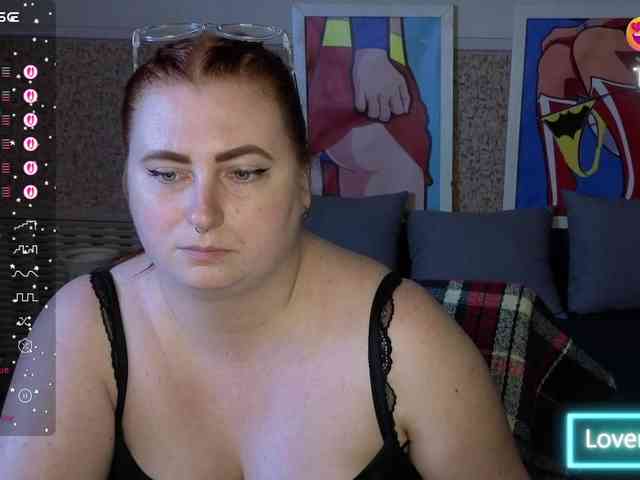 Aliciaredluv webcam