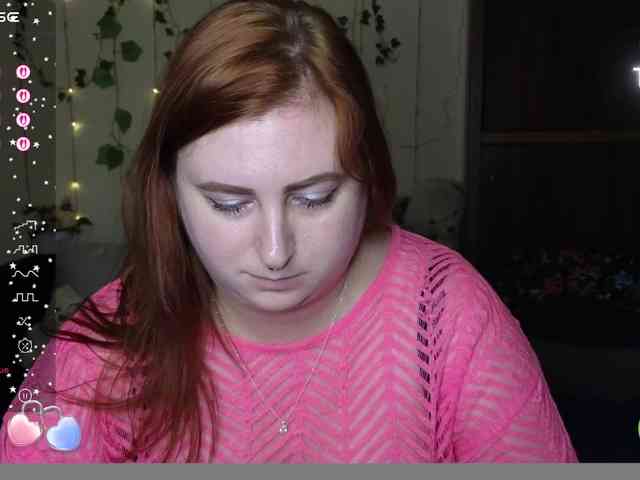 Aliciaredluv webcam