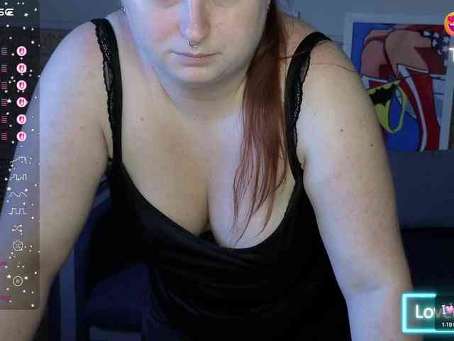 Aliciaredluv webcam