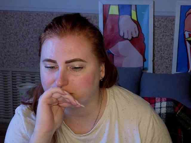 Aliciaredluv webcam