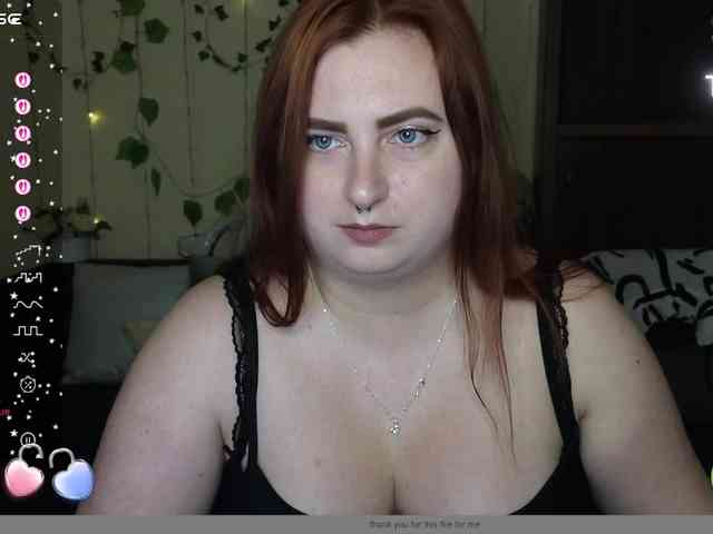 Aliciaredluv webcam