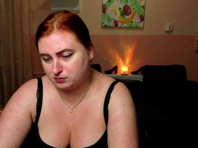 Aliciaredluv webcam