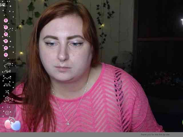 Aliciaredluv webcam
