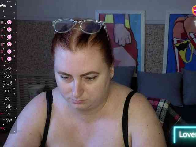 Aliciaredluv webcam