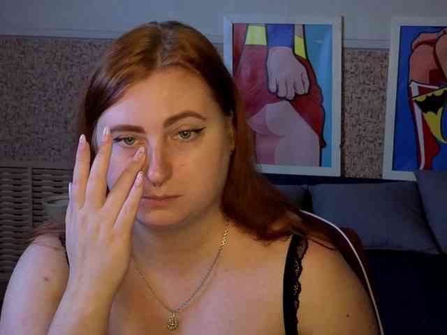 Aliciaredluv webcam