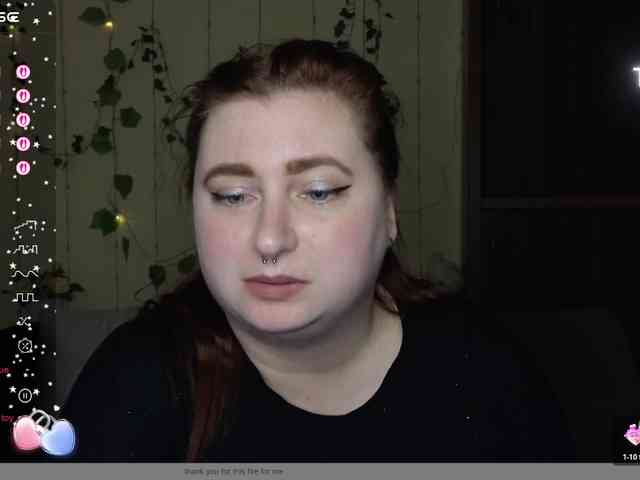 Aliciaredluv webcam