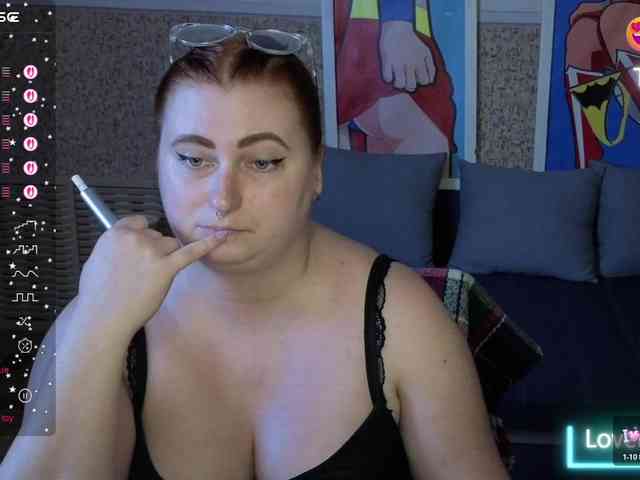 Aliciaredluv Live Webcam on BongaCams