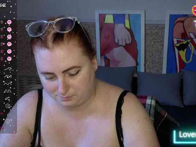 Aliciaredluv Live Webcam on BongaCams