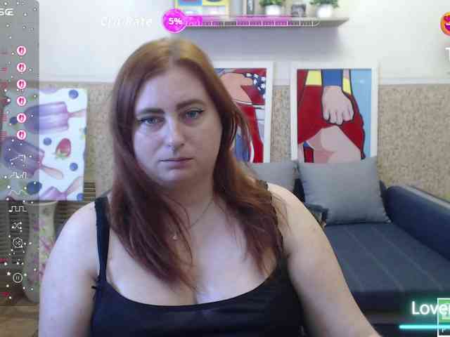 Aliciaredluv webcam