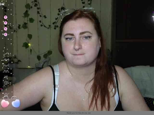 Aliciaredluv webcam