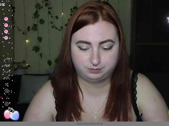 Aliciaredluv webcam