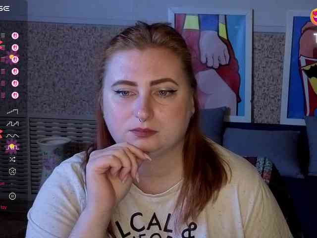 Aliciaredluv webcam