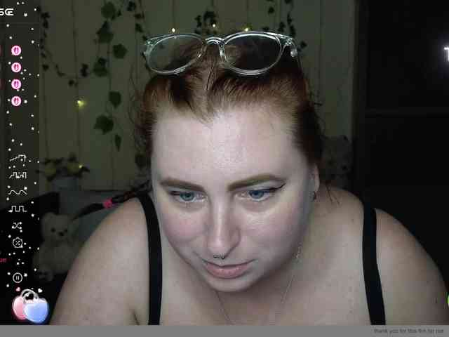 Aliciaredluv webcam
