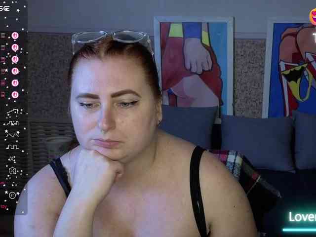Aliciaredluv webcam