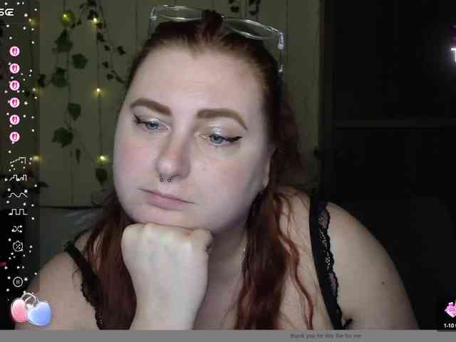 Aliciaredluv webcam