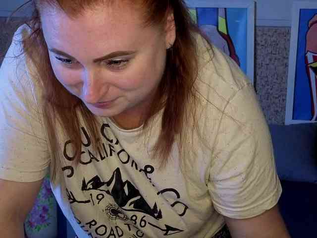 Aliciaredluv webcam