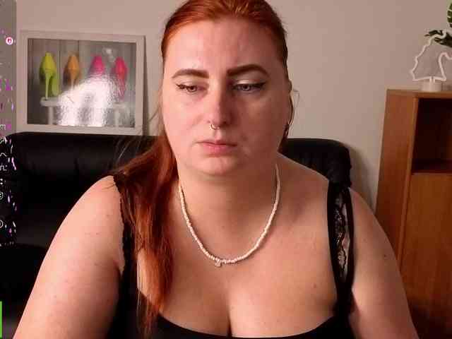 Aliciaredluv webcam