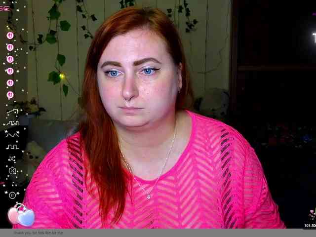 Aliciaredluv webcam