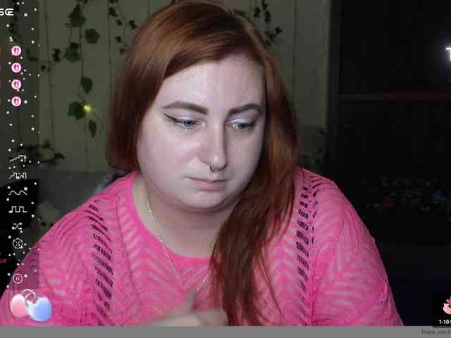Aliciaredluv webcam