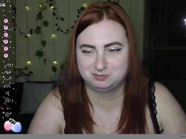 Aliciaredluv webcam