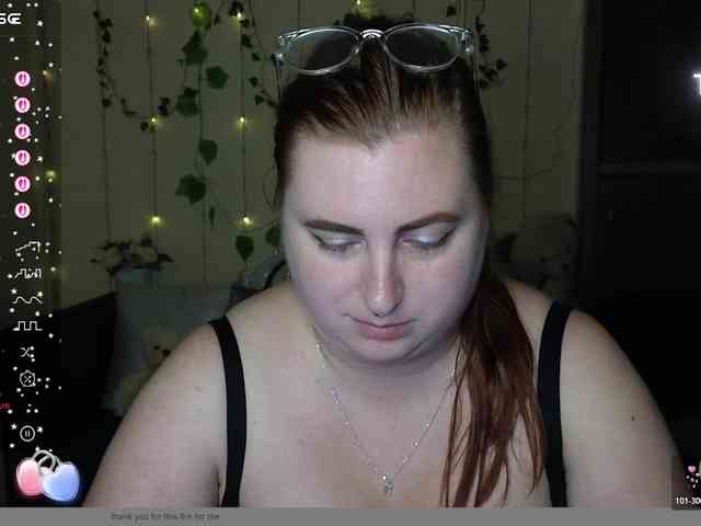 Aliciaredluv webcam