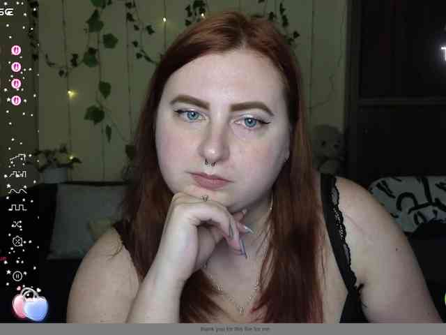 Aliciaredluv webcam