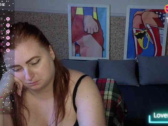Aliciaredluv webcam