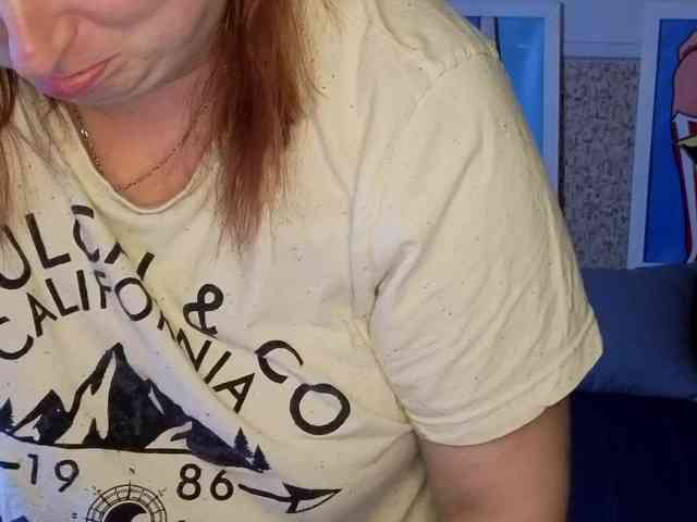 Aliciaredluv webcam