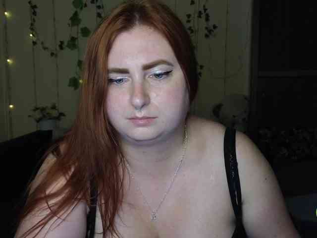 Aliciaredluv webcam