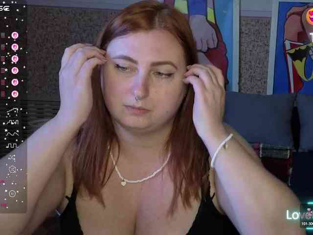 Aliciaredluv webcam